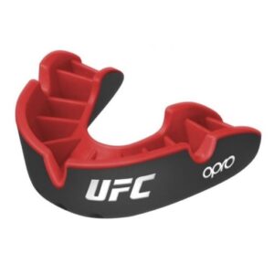 מגן שיניים מבית UFC דגם SILVER