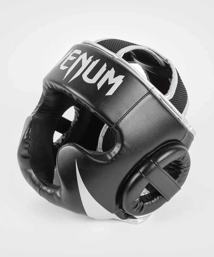 מגן ראש לאיגרוף Venum Challenger Black/Silver שמאל